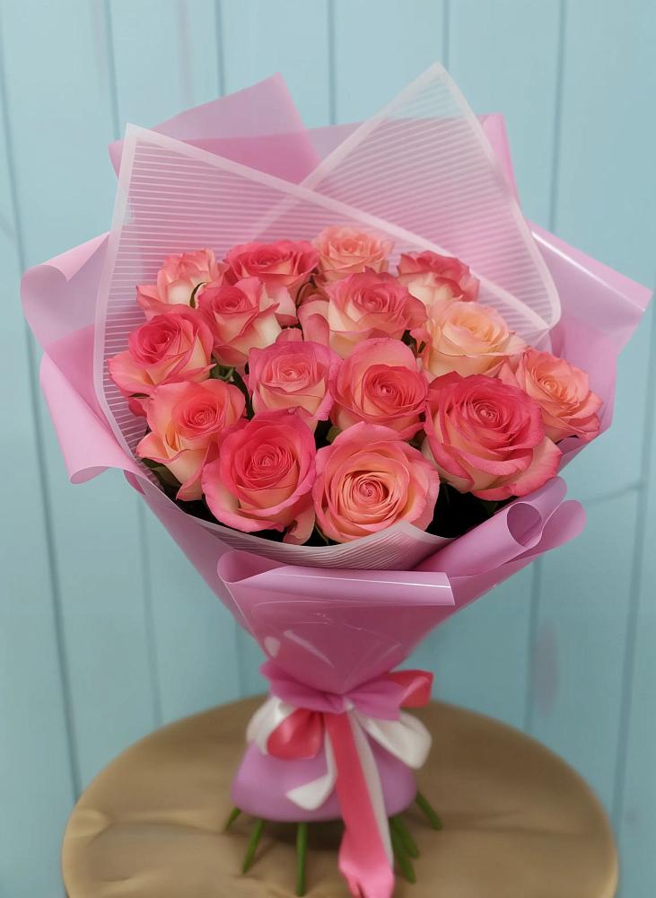 Букет 15 Розовых роз Равель в Махновке