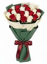 Букет Микс из красных и белых роз #REPLACE_PRED# Махновке