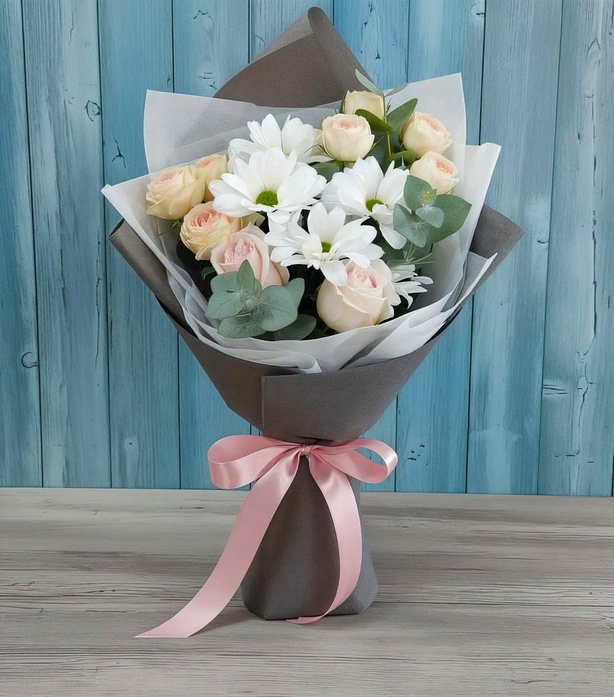 Букет цветов из: Хризантемы и Розы в Махновке