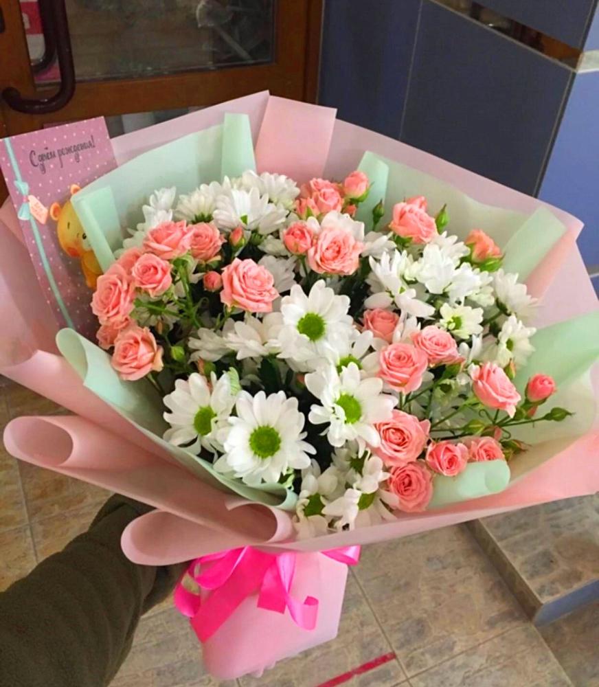 Букет цветов из: Розы и Хризантемы в Махновке