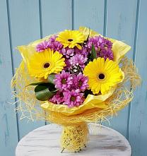 Букет цветов из:  Хризантемы и Герберы в Махновке