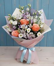 Букет цветов из:  Лизиантусы, Розы, Альстромерии и Гипсофила #REPLACE_PRED# Махновке