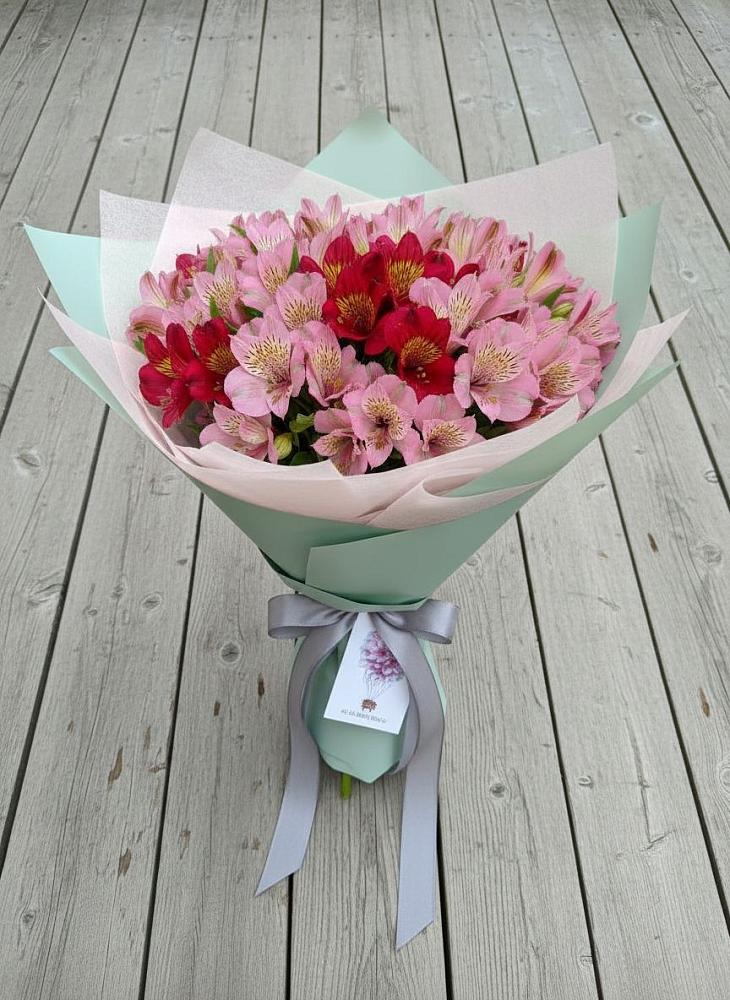 Букет цветов из: Альстромерии в Махновке