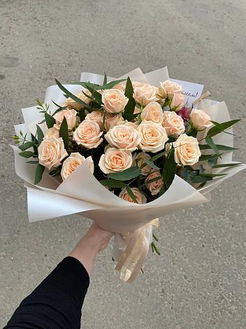 Букет Кремовые розы Латте в Махновке