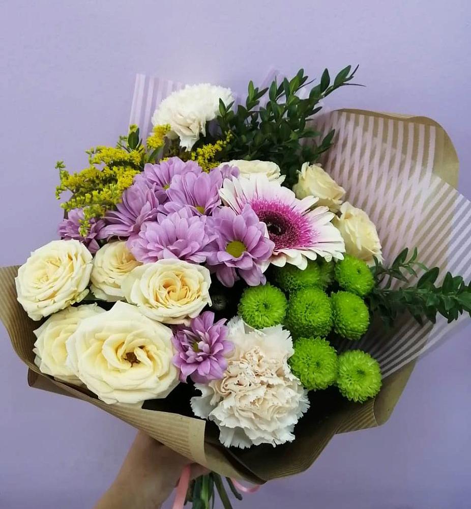 Букет цветов из: Хризантемы, Розы, Гвоздики и Герберы в Махновке