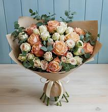 Букет цветов из:  Альстромерии и Розы в Махновке